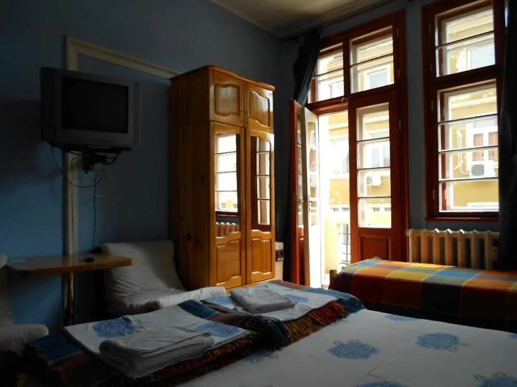 Orient Express Guest House Sofie Hostel